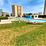 Apartament Rocha Tower 16a *