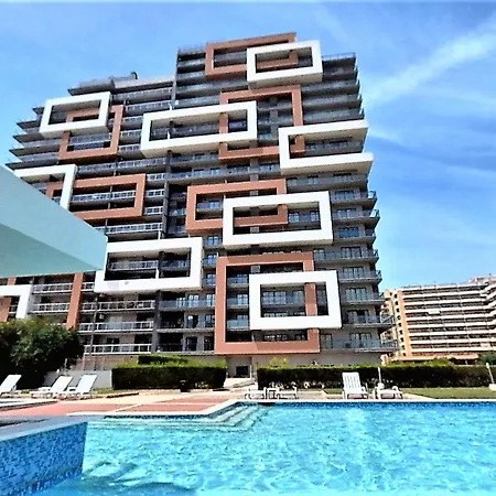 Rocha Tower 16a * Portimão