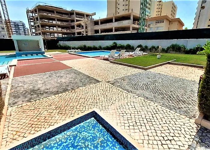 Rocha Tower 16a 波尔蒂芒