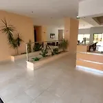 Rocha Tower 16a Apartment *